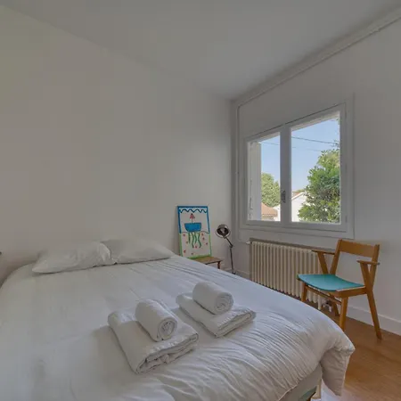 Maison Vue - Terrasse - - 7 Personnes Дом отдыха *