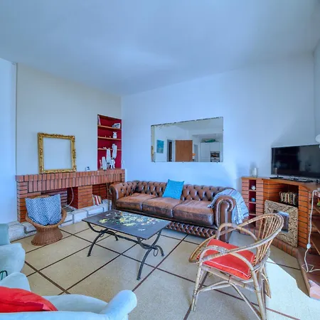 Maison Vue - Terrasse - - 7 Personnes 度假居 鲁瓦扬